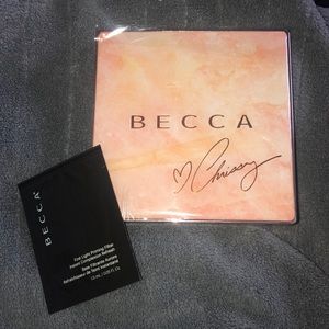 NWT Becca x Chrissy Teigen glow face palette